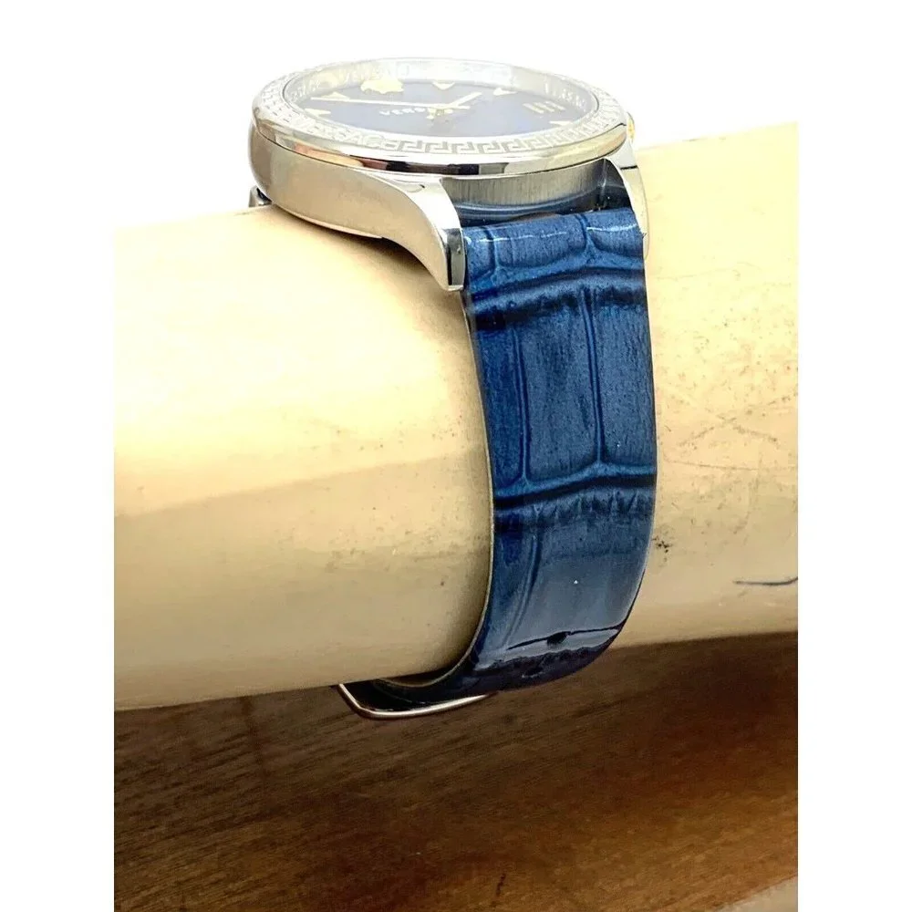 Versace Wome'ns Watch VE2S00122 Hellenyium Swiss Quartz Blue Dial Leathe…